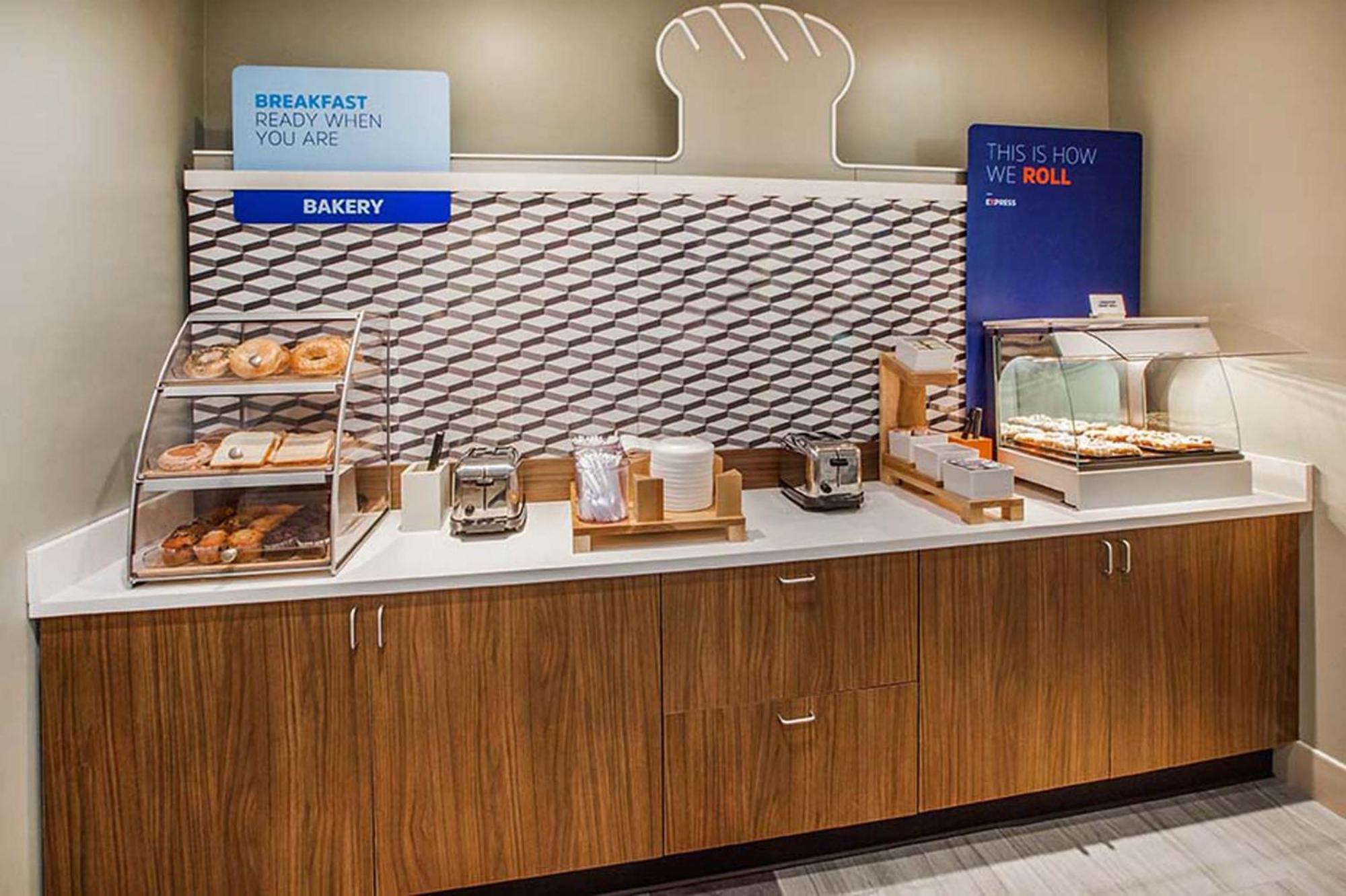 Holiday Inn Express & Suites Weatherford By Ihg Extérieur photo
